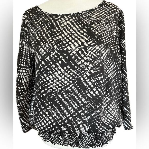 Michael Michael Kors black/white patterned top with smocked bottom hem, size S - Picture 1 of 6